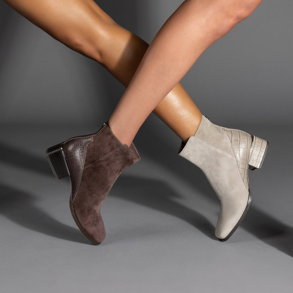 AZIA | Donald Pliner Women Shoes Light Taupe
