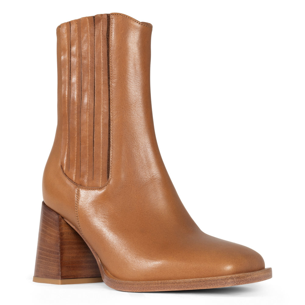 ESMERA | Donald Pliner Women Shoes Cognac