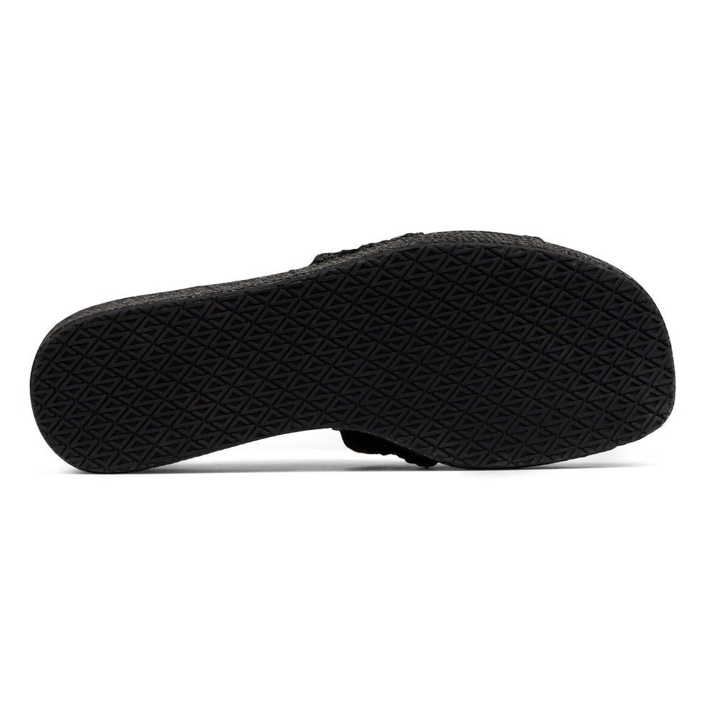 JAKKI | Donald Pliner Women Shoes Black