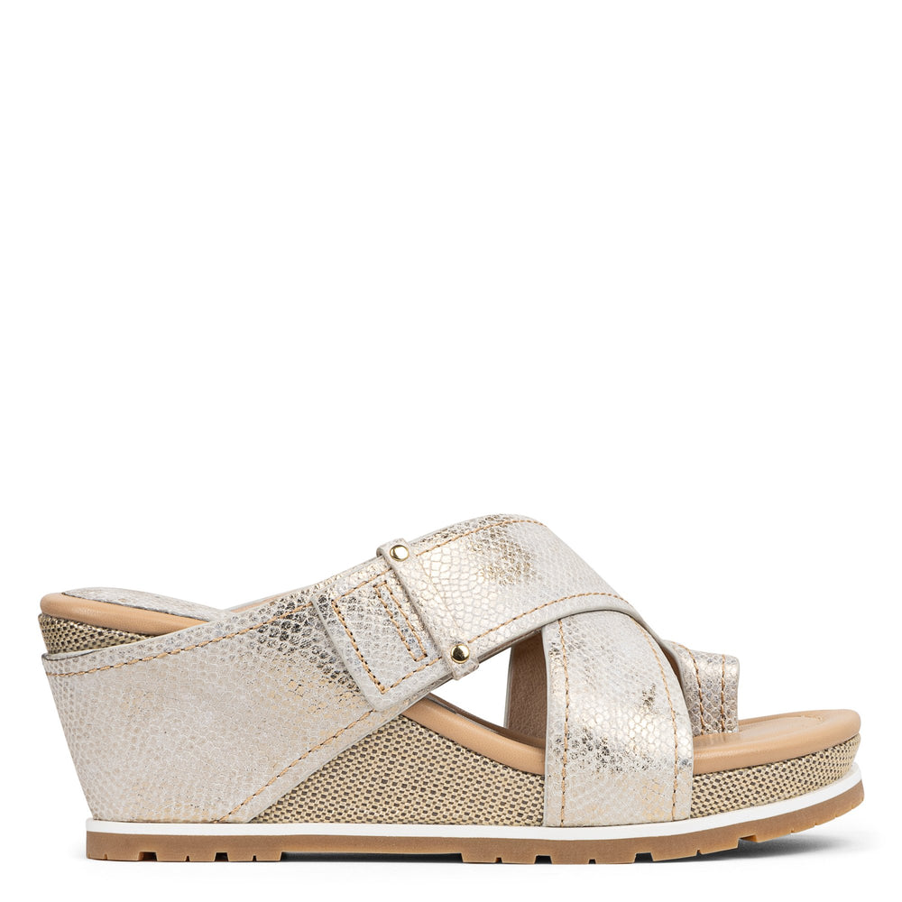 IRINI | Donald Pliner Women Shoes Light Bronze