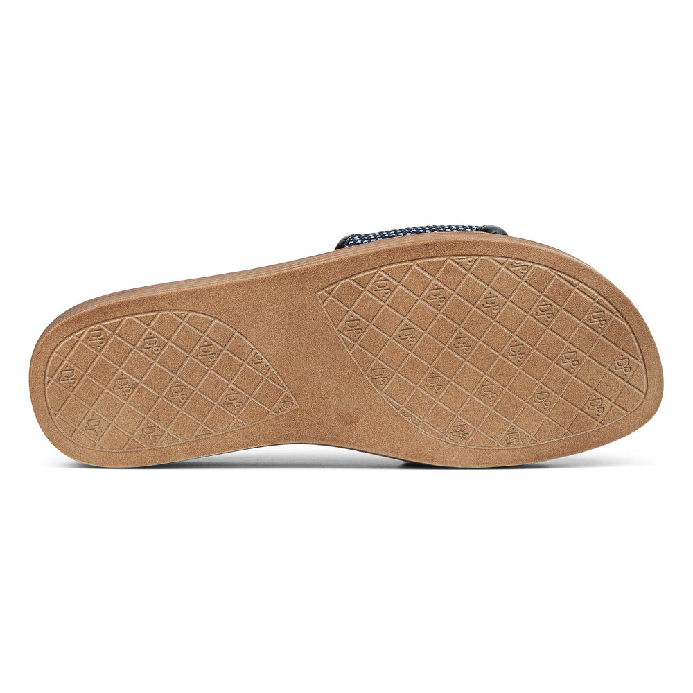 FARRAH | Donald Pliner Women Shoes Navy Denim
