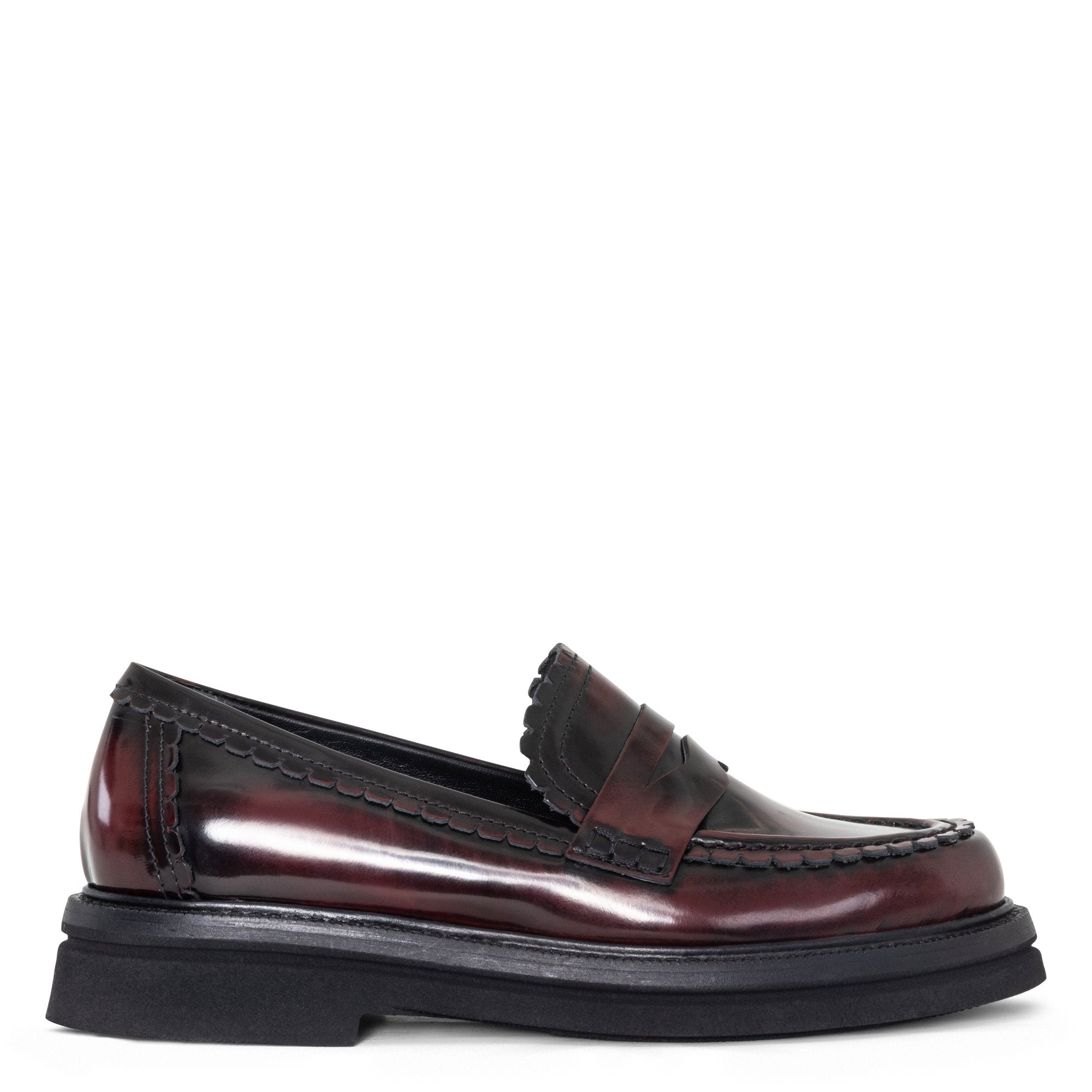 CARLISLE | Donald Pliner Women Shoes Wine