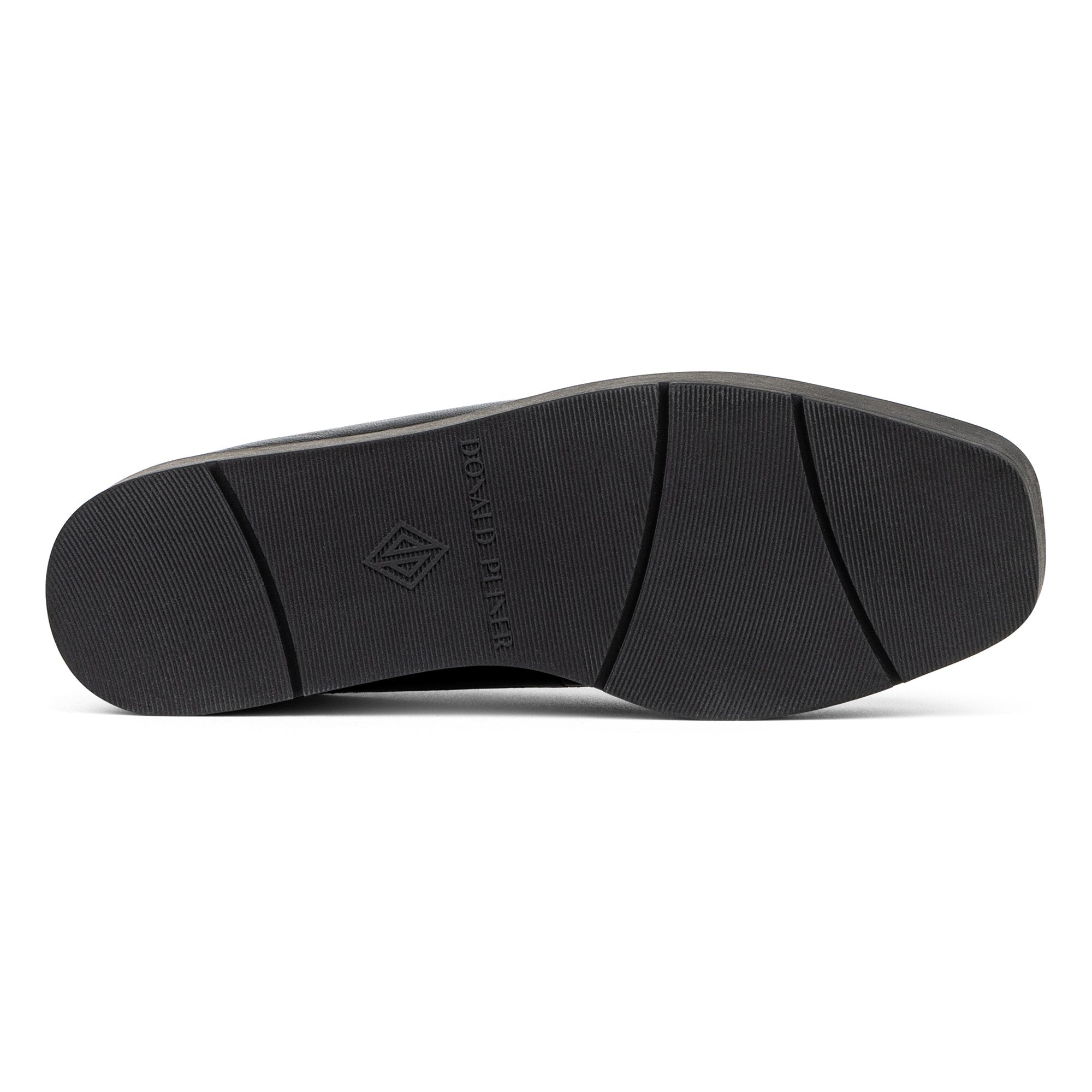 WILSON | Donald Pliner Women Shoes Black